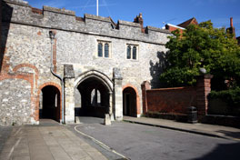 hotel Winchester st-swithuns church