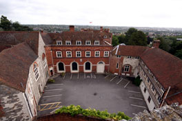 Farnham castle